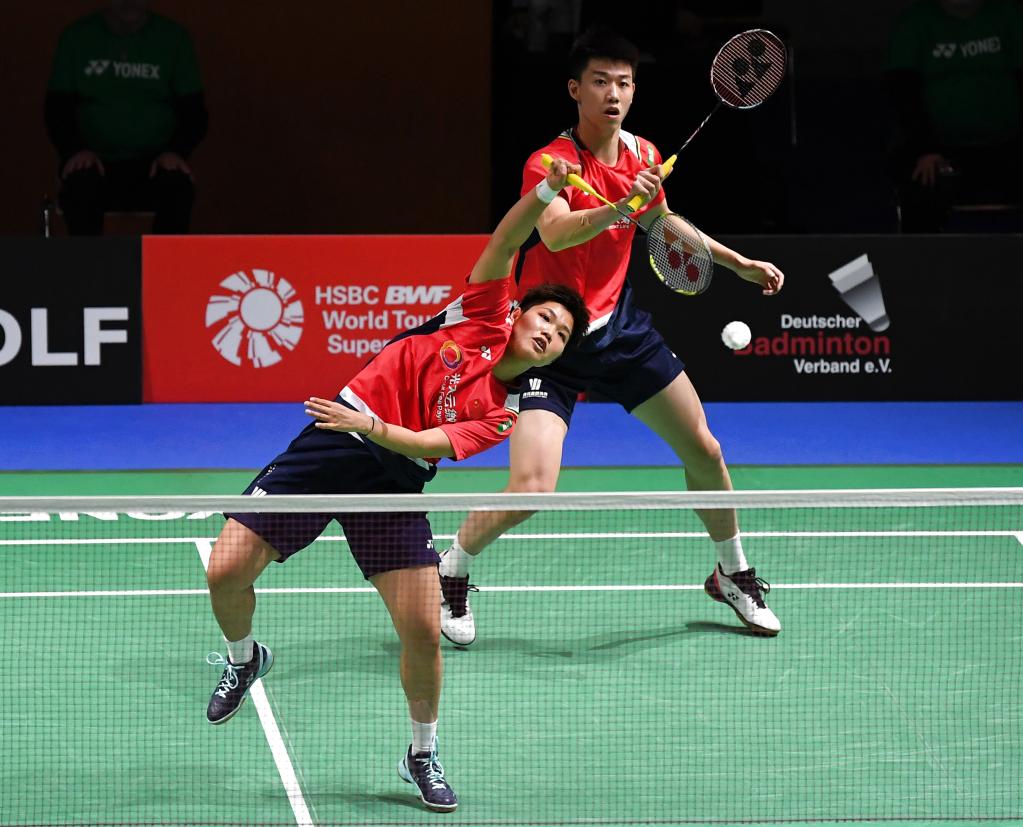 板凳深度利 板凳深度利